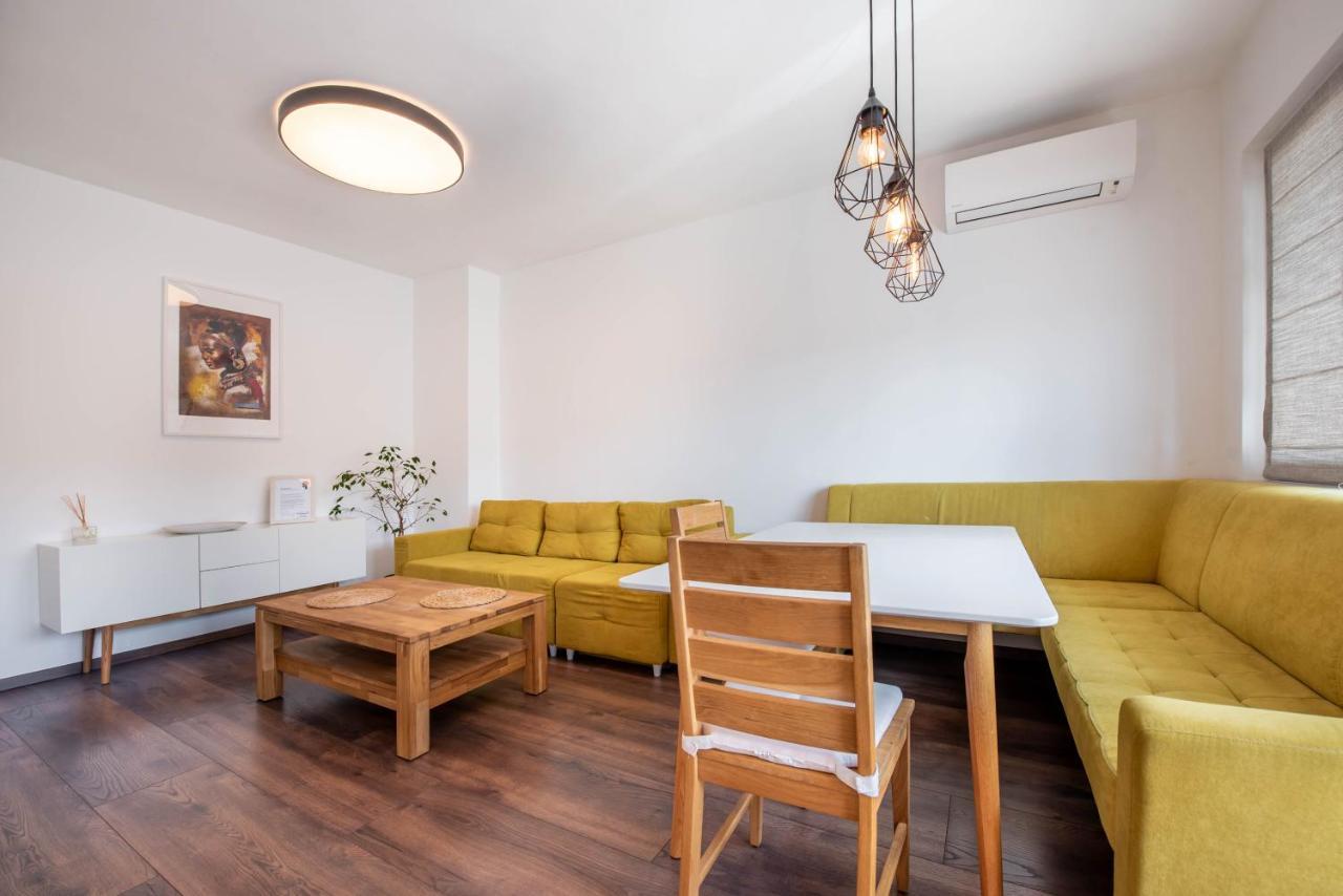 Cosy Apartment In Central Varna Eksteriør billede