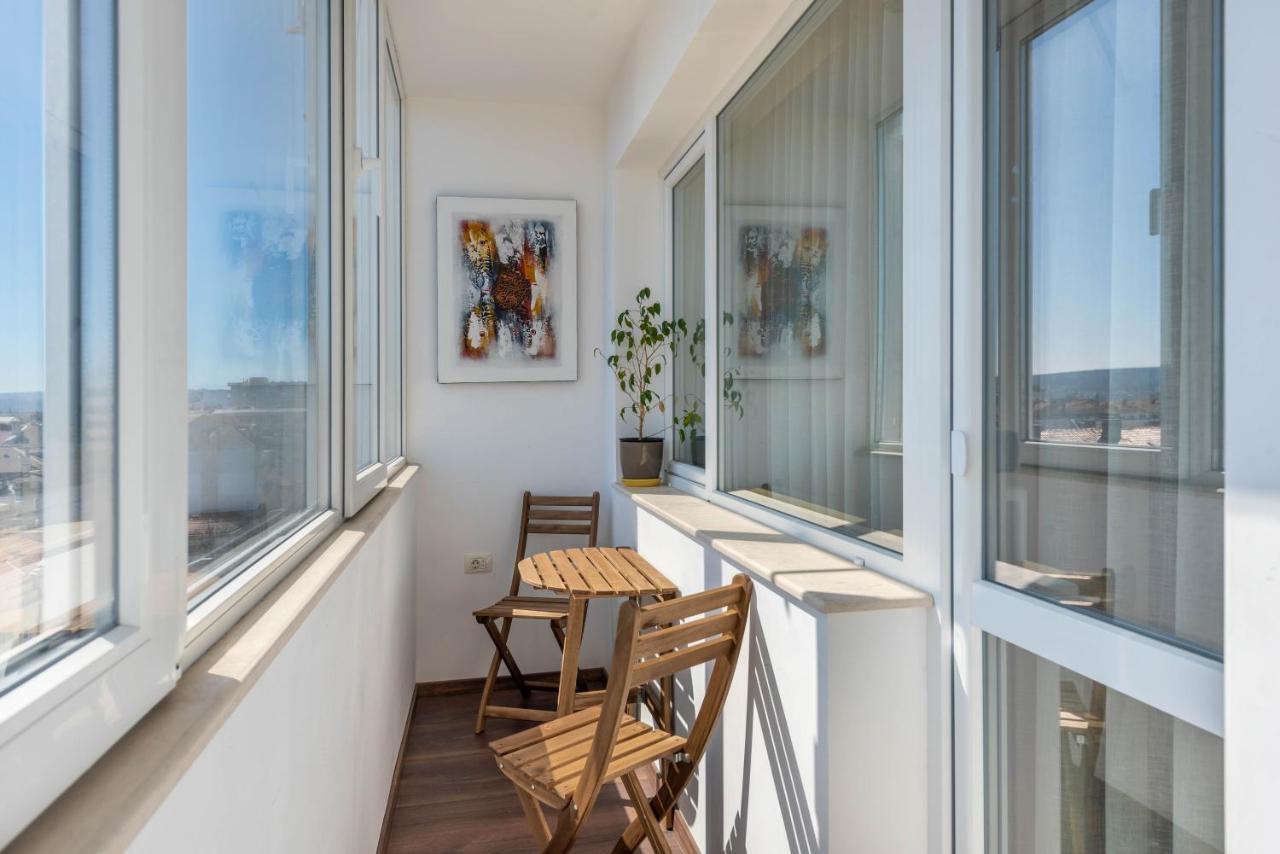 Cosy Apartment In Central Varna Eksteriør billede